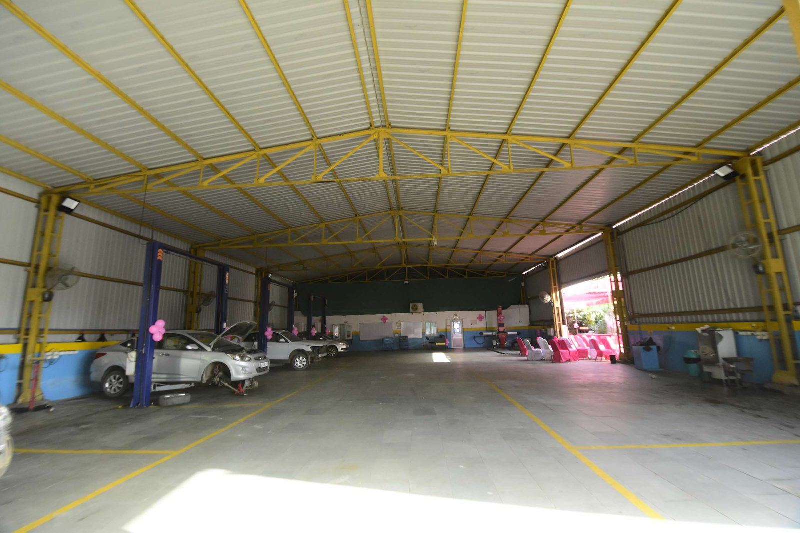 Modern Service Bays